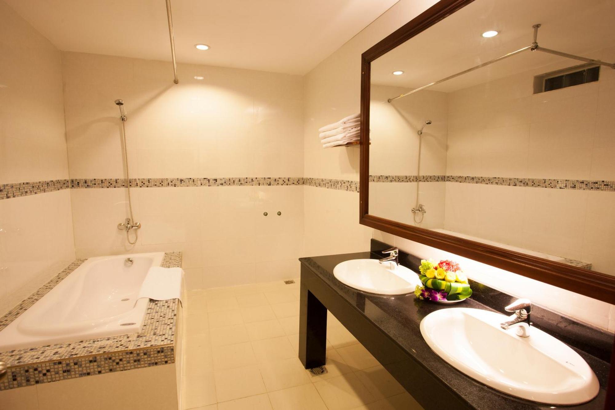 Anh Dao Mekong 2 Hotel Can Tho Exterior foto